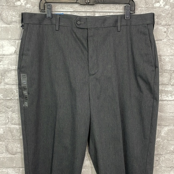 Croft & Barrow Classic Fit Stretch Khaki - Picture 2 of 8